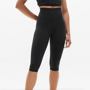 Athleta High Rise Elation Cropped Leggings
